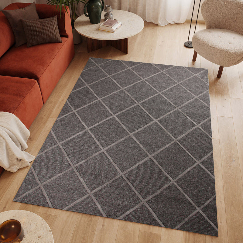 Levo Dark Grey Diamond Rug