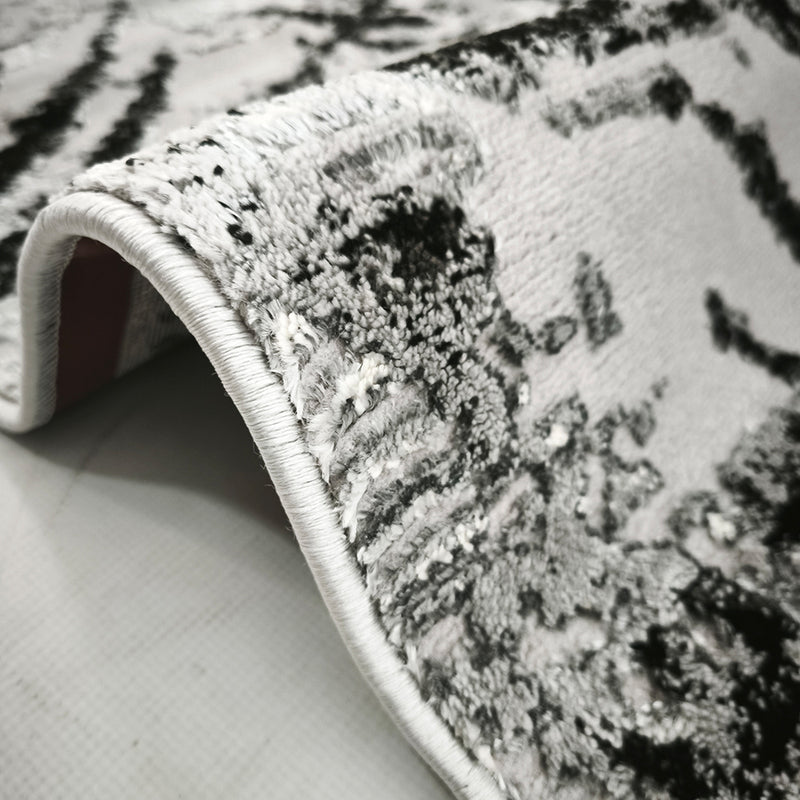 Alin Silver Palm Rug