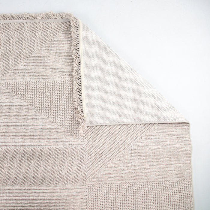 Favori Luvia Beige Rug