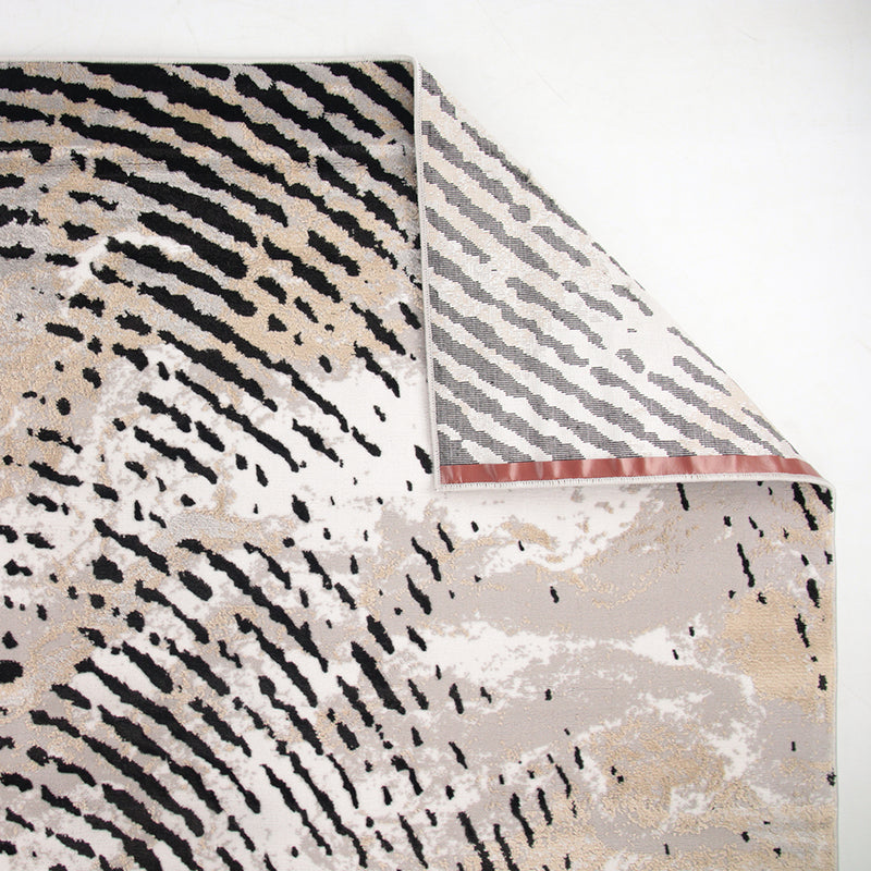Diamond Dorell Black Rug