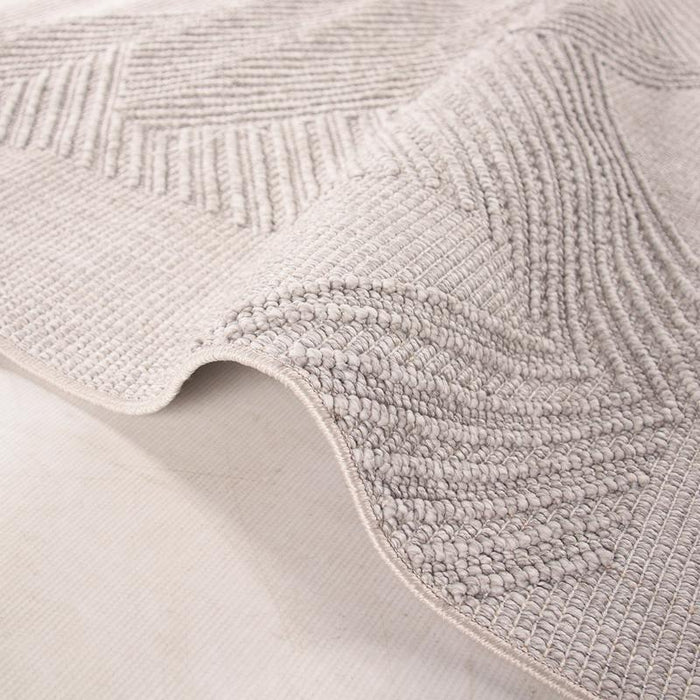 Favori Triangle Pattern Grey Rug - Kristal Carpets